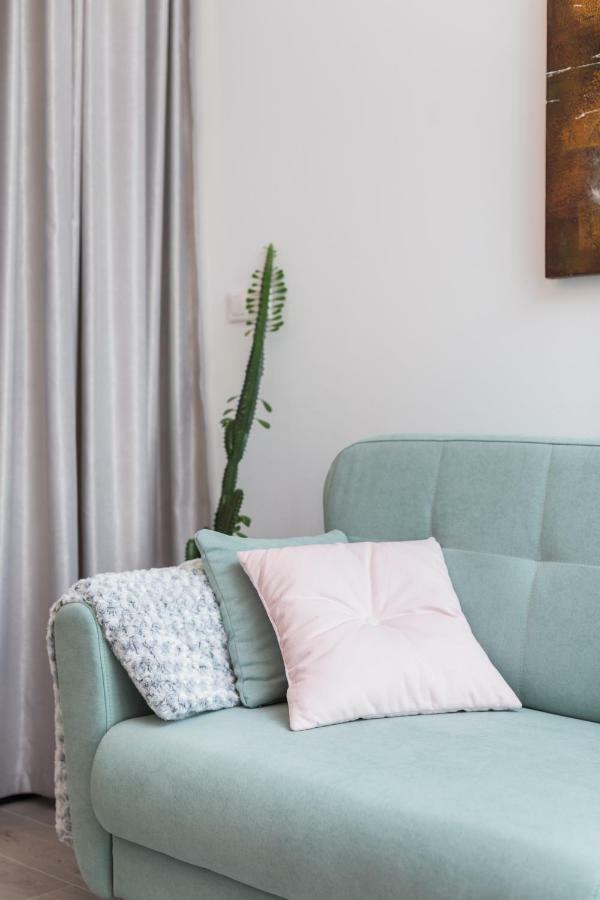 City Of The Kings - Pastel Apartment Lubelska 10 คราคูฟ ภายนอก รูปภาพ