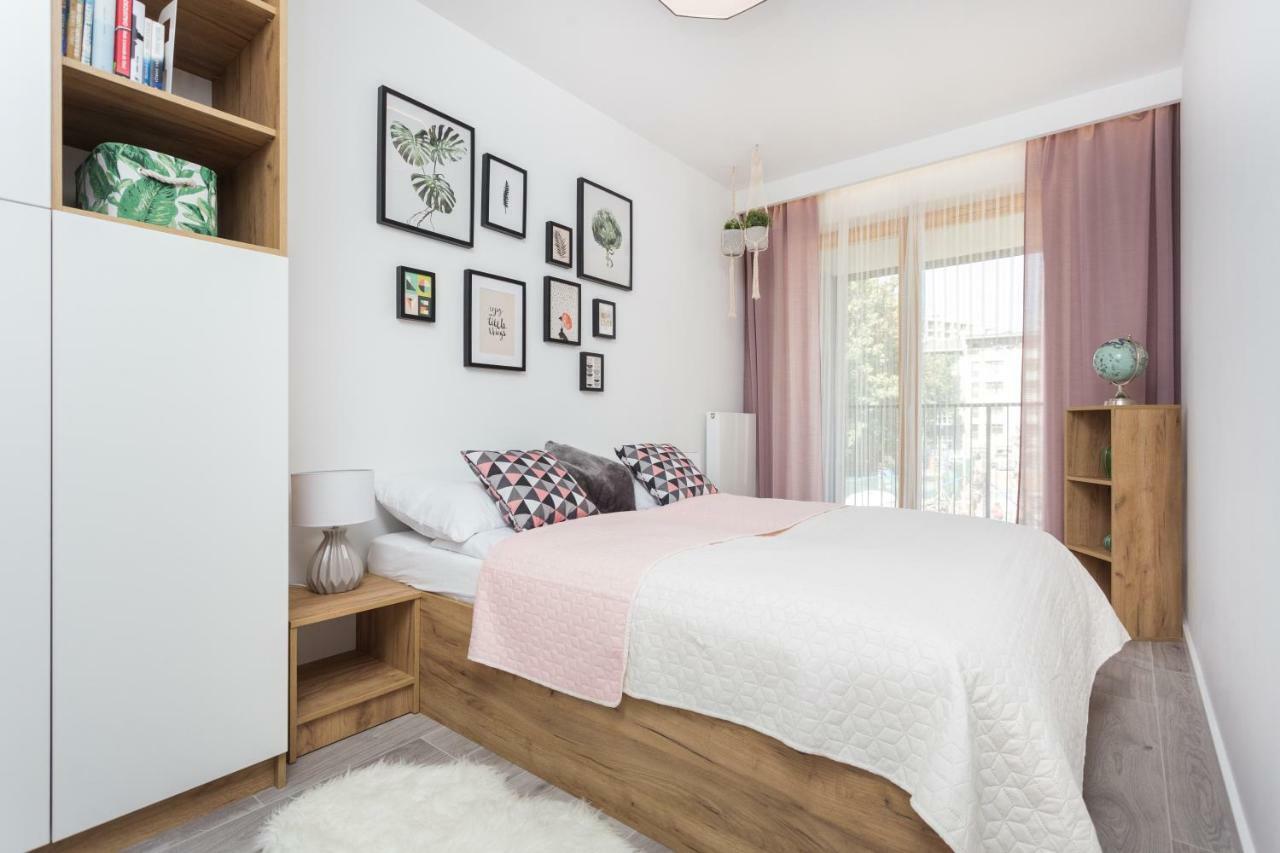 City Of The Kings - Pastel Apartment Lubelska 10 คราคูฟ ภายนอก รูปภาพ