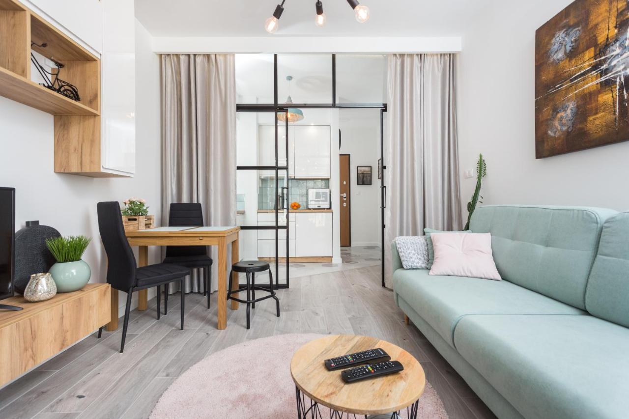 City Of The Kings - Pastel Apartment Lubelska 10 คราคูฟ ภายนอก รูปภาพ